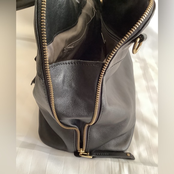 Roots Large Shirley Tote / Satchel / Crossbody / Shoulder Bag in Black Leather - Picture 12 of 15